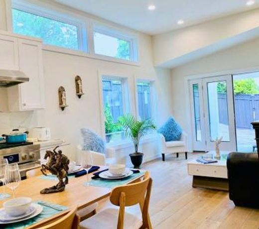 Coastal Greek Villa - Holiday Discounts!