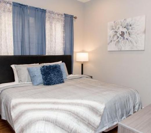 Amazing Stay at Exquisite 2BR apartment with Self Check-in, Near Downtown