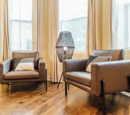 Spacious and Airy Apartment for Big Groups!