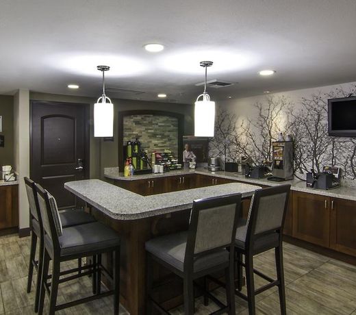 STAYBRIDGE SUITES CARLSBAD