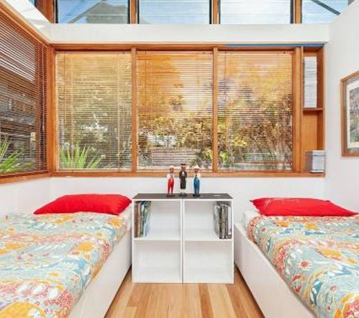 Stunning Architecture with Superb Balmoral Views!