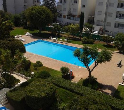 Amathusia beach apartment