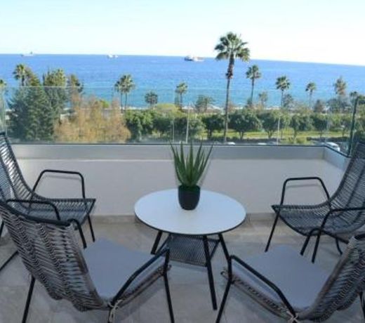 Golden Seaview Limassol Apartment