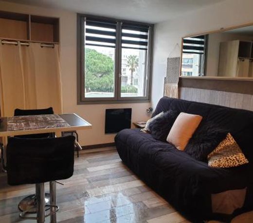 Studio proche plage, Fréjus