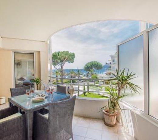 Sunlight Properties - "Kahlua" - Cannes - Sea front