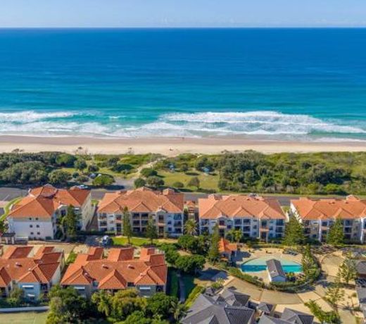 The Sands 7- great views across the ocean