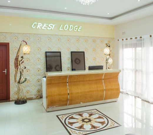 The Crest Lodge