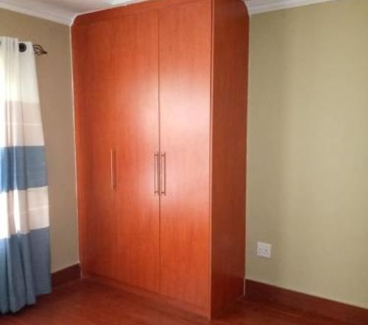 3 bedrooms exclusive house in Mass Media