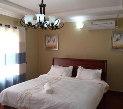 3 bedrooms exclusive house in Mass Media