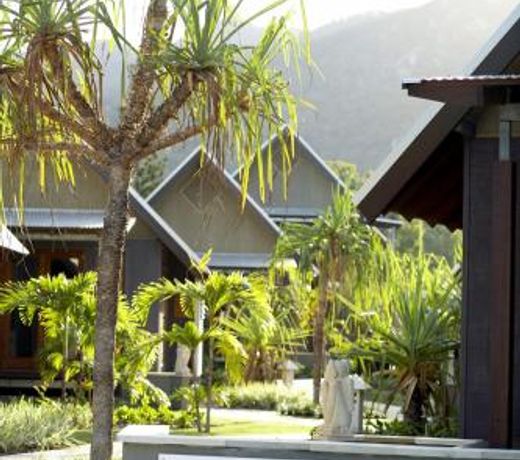 Pure Magnetic Villa 6