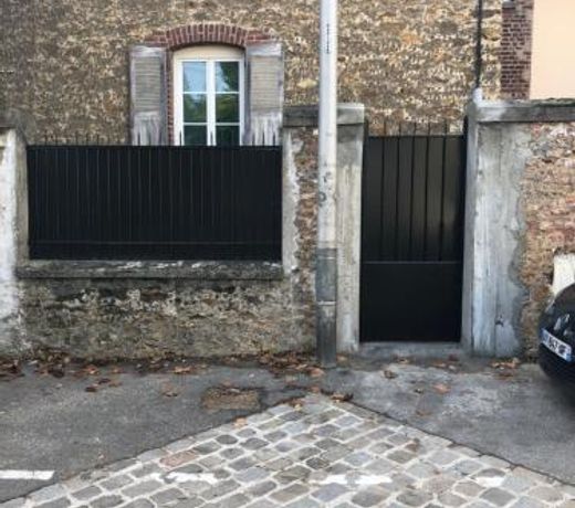JOLIE PETITE MAISON