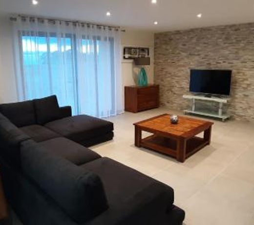 Gite de Saint Ladre "La Grange", proche Roissy CDG NEUF