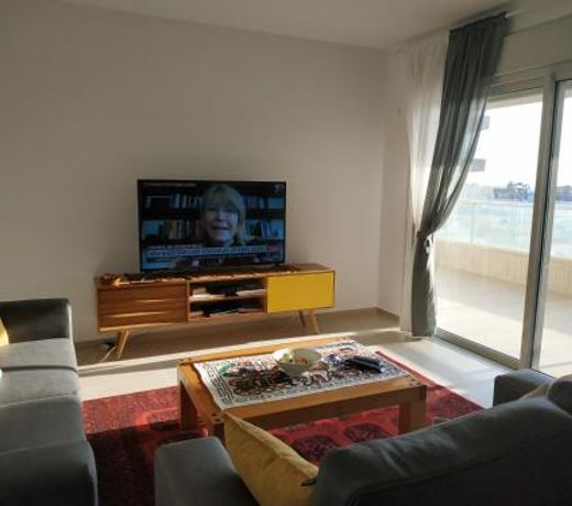 ×¢×× ×××¨× ×××©× ××× ×××- Akko-brand new apartment