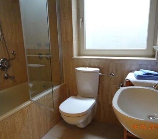Huge and Calm Apartment in Central Garmisch