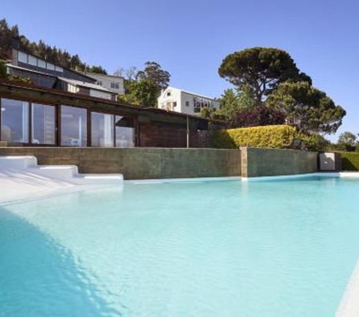 Apartamento con piscina y excelentes vistas