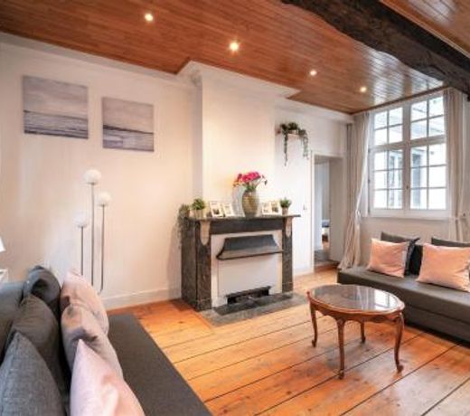 The Capital Street Lodge