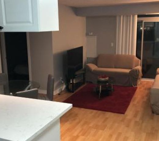 PlanURstay - 3888 Duke of York Blvd