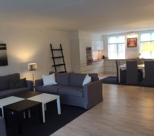 CITY, LUX APARTM - 2 FULL BATHROOMs, 1v