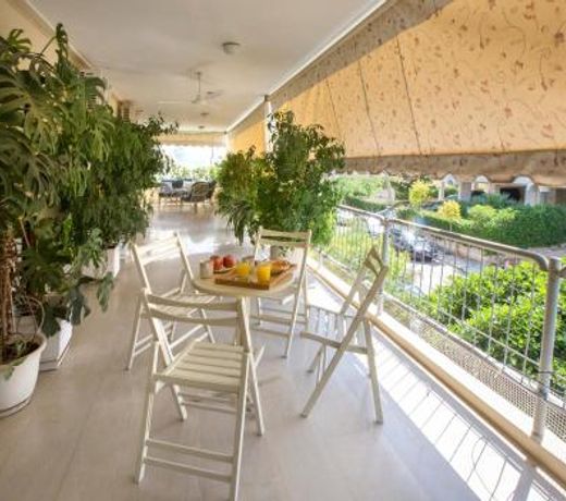 Family Holidays Apartment in Glyfada by GHH