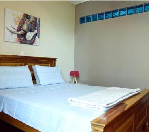 Sea view luxury apartment in Glyfada (center)
