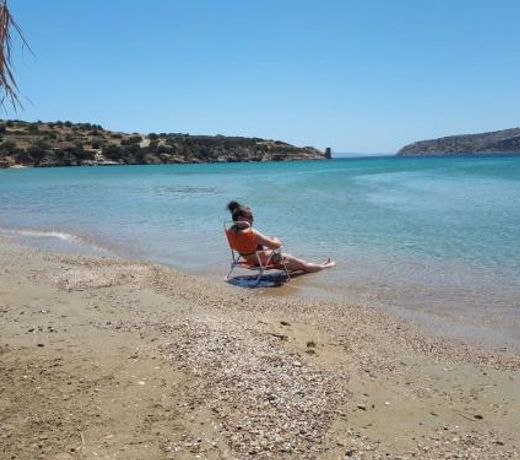 Family getaway, spacious and luxurious, sea view, terrace, next to Voula beach, 20min from center