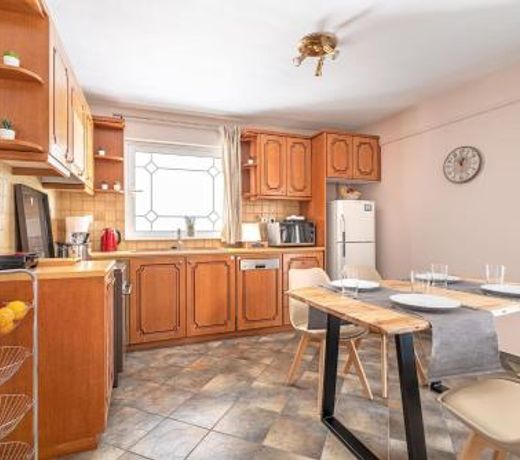 Cozy apartment in Glyfada