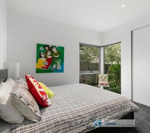 2 at 2 The Esplanade Ventnor