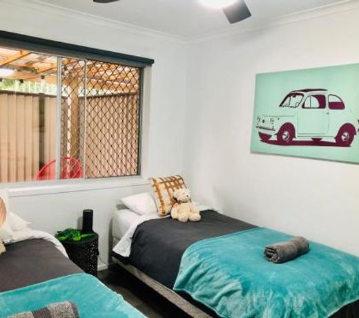 Burrows Apartment