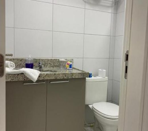 Muro Alto Condominio Clube