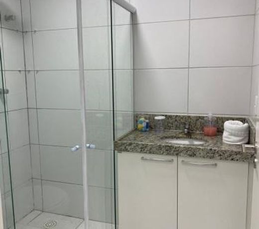 Muro Alto Condominio Clube