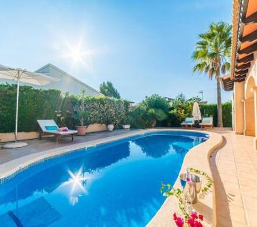 Villa Son Serra, Pool and Chill Out close to the beach