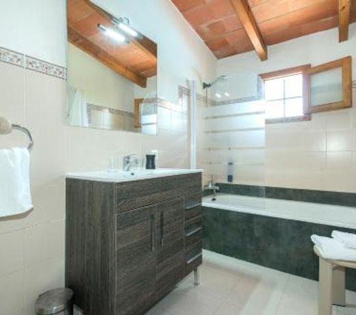 Family Villa Teo with Private Pool
