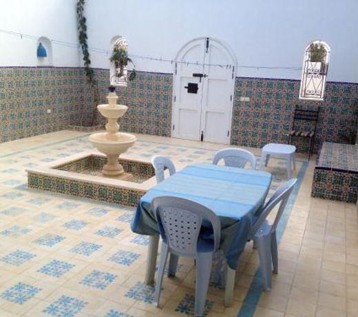 5 bedrooms villa with private pool enclosed garden and wifi at Djerba 1 km away from the beach