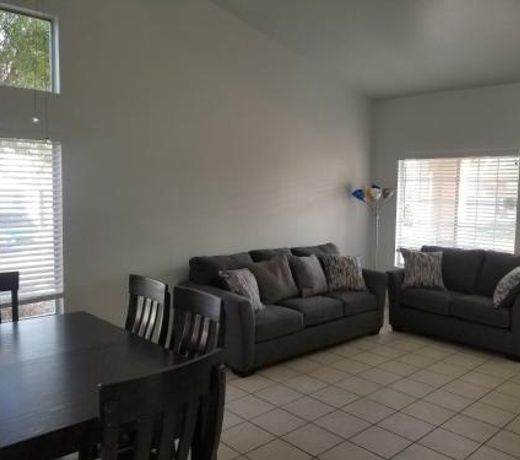 Entire House 20 min from Las Vegas Blvd
