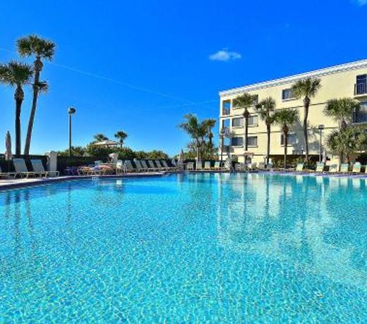 Land's End #401 building 8 - Beach Front