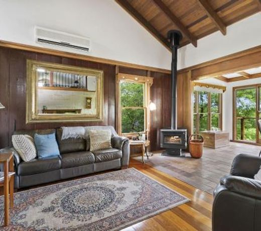 CHRISTOPHERS COTTAGE