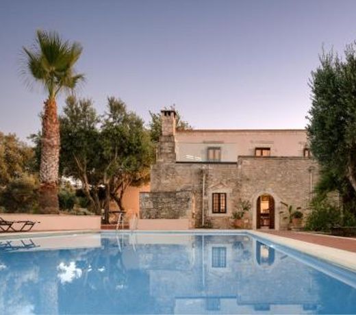 The Quintessential Cretan Villa