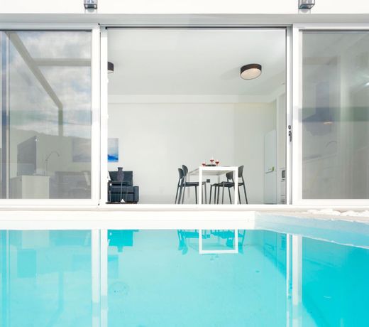 Beach Villa Paradiso II with private pool
