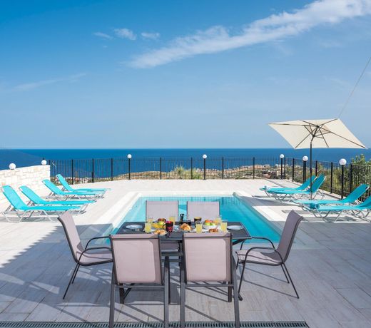 Villa Aura Pine with private pool