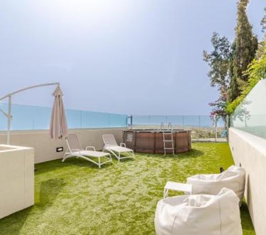 Flatguest Einstein + Pool + BBQ + 2 Bdr