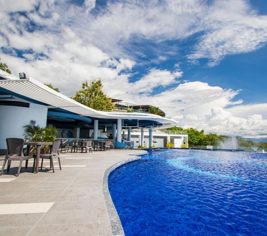 Amaya View