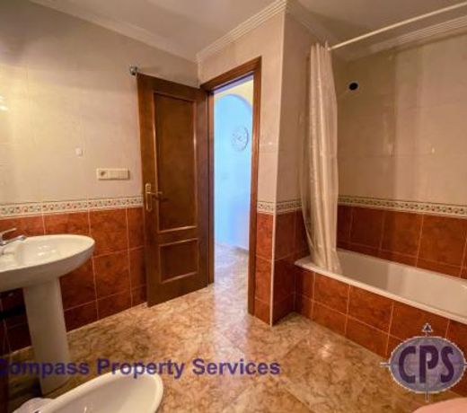 La Ciñuelica, R1 1st Floor apartment Com Pool L180