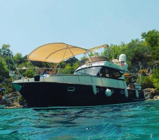 Motoryacht Datca