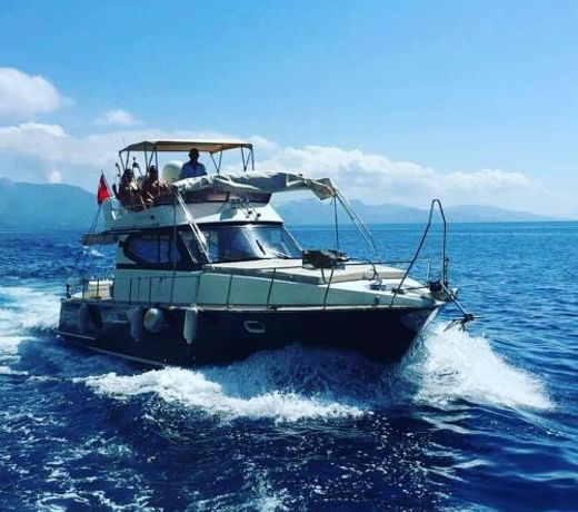 Motoryacht Datca