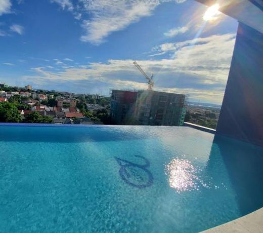 Paradise Haven at 20 South
