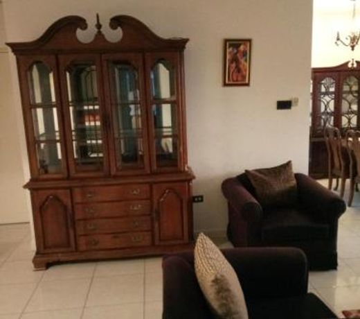 Abbey Court Apartment Suites, New Kingston