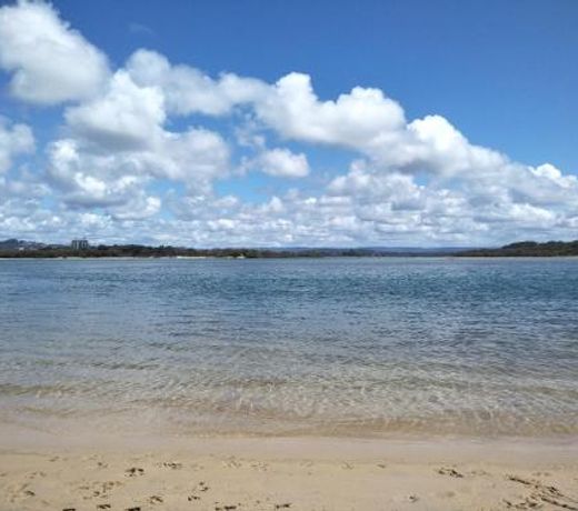 Mudjimba Beach Holiday Home