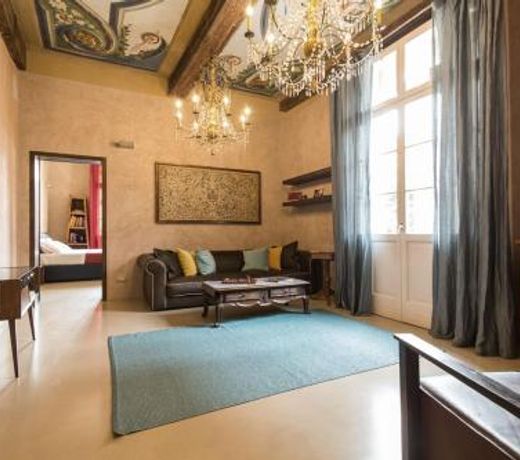 Domus Aurea Luxury Suites