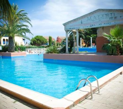 Apartment with one bedroom in Canet en Roussillon with shared pool and furnished garden 2 km from th