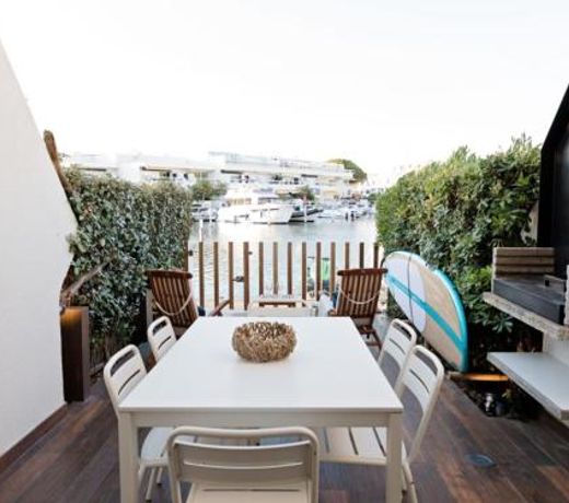 Marina NS Guesthouse